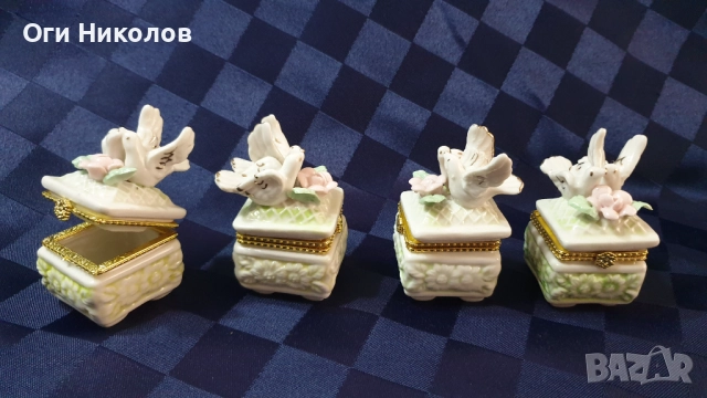 Комплект малки порцеланови кутийки за бижута - 12 броя , снимка 4 - Антикварни и старинни предмети - 52367019