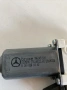 Мотор за стъклоповдигач предна дясна врата за Mercedes A Class W169 (2008) A1698201842 , снимка 2