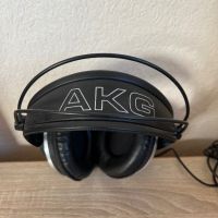 Студийни слушалки AKG K271 Studio, снимка 1 - Слушалки и портативни колонки - 45264905