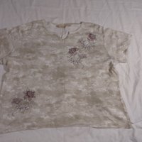 Дамска тениска EWM, снимка 1 - Тениски - 45888262