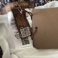 Louis Vuitton-Оригинални чисто нови мъжки плажни шорти Л номер, снимка 4 - Бански - 45250490