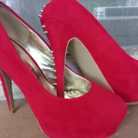 Червени обувки висок ток 38 номер , снимка 1 - Дамски обувки на ток - 45530325