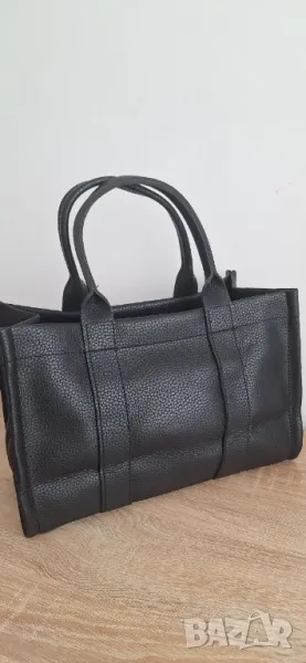 дамска чанта The Tote Bag Marc Jacobs , снимка 1