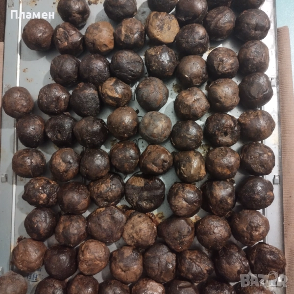  Продавам чист прополис,пчелен клей, снимка 1