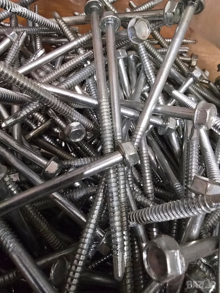 Самонарезен винт с шестостенна глава , снимка 1