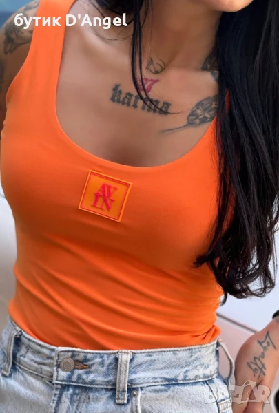 АVIN Топ Orange деколте с лого, снимка 1