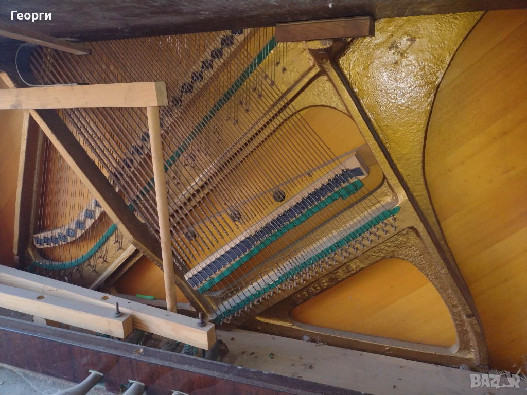 Пияно, снимка 1