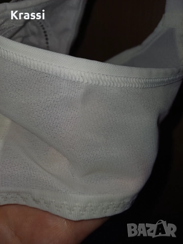 Triumph бял сутиен 90 А нов, снимка 7 - Бельо - 52594205