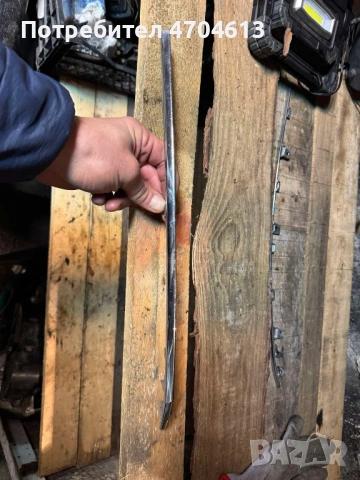 Лява средна горна никелова лайсна на предна решетка Тигуан Vw Tiguan само за 30Eur. 5n0853767j, снимка 2 - Части - 53050537