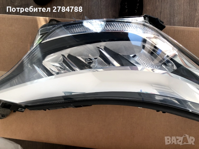 Ляв и десен фар Тойота C-HR 2021, снимка 18 - Части - 51434481