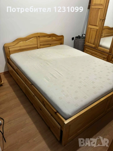 Масивни дървени мебели в отлично състояние, снимка 5 - Гардероби - 53083812