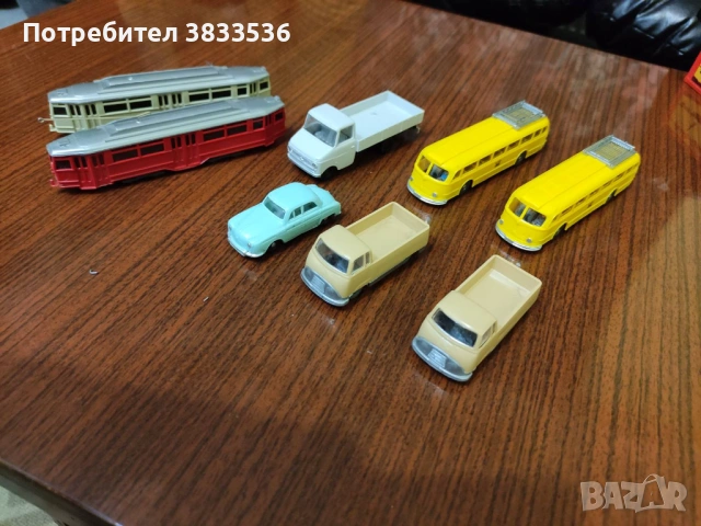 Стари пластмасови ретро Vintage колички 1:62 мащаб