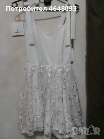 Рокля Лорети като нова, снимка 2 - Рокли - 53129763