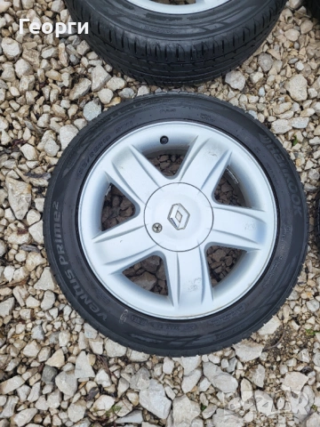 185 55 R15 Джанти с гуми renault, снимка 2 - Гуми и джанти - 54211951