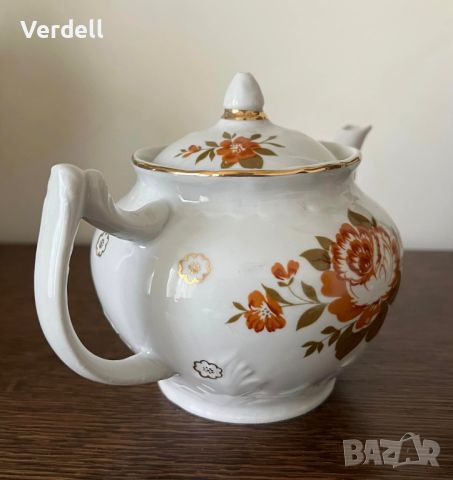 Порцеланов чайник на Вербилки, снимка 2 - Сервизи - 45509409