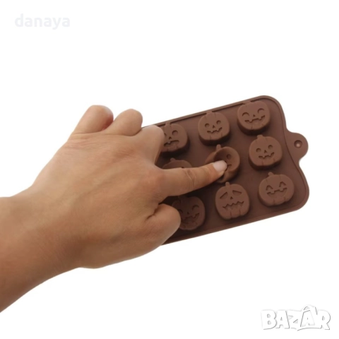 6112 Силиконова форма за бонбони и шоколад Хелоуин тикви, 15 гнезда, снимка 5 - Форми - 51628013