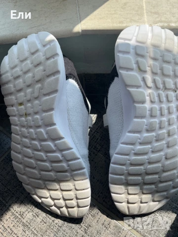 Маратонки Adidas, снимка 4 - Детски маратонки - 50722953