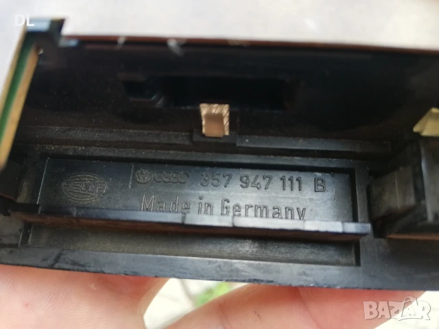 Централен плафон за Vw Corado Golf III Vento Passat B3 B4, Корадо Голф 3 Венто Пасат Hella , снимка 3 - Аксесоари и консумативи - 51191945