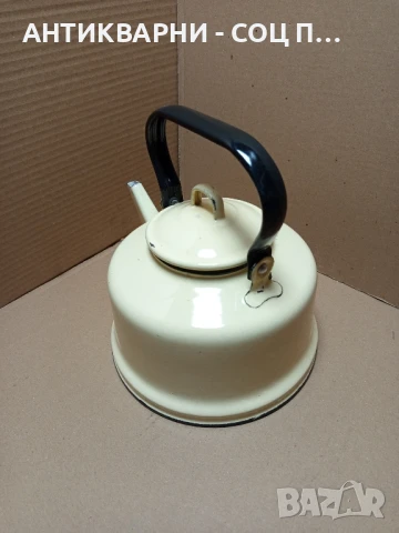 Соц Стар Емайлиран Чайник., снимка 2 - Антикварни и старинни предмети - 50813711