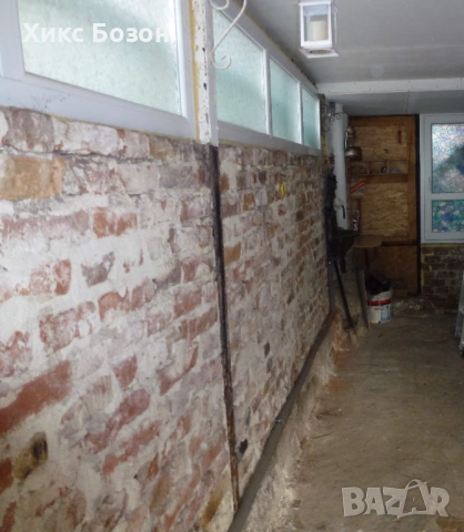 Давам под наем самостоятелен  надземен гараж , снимка 2 - Гаражи и паркоместа - 53509818