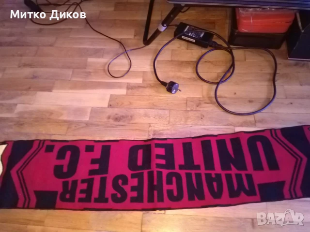 Манчестър Юнайтед футболен шал №9, снимка 3 - Футбол - 51095888