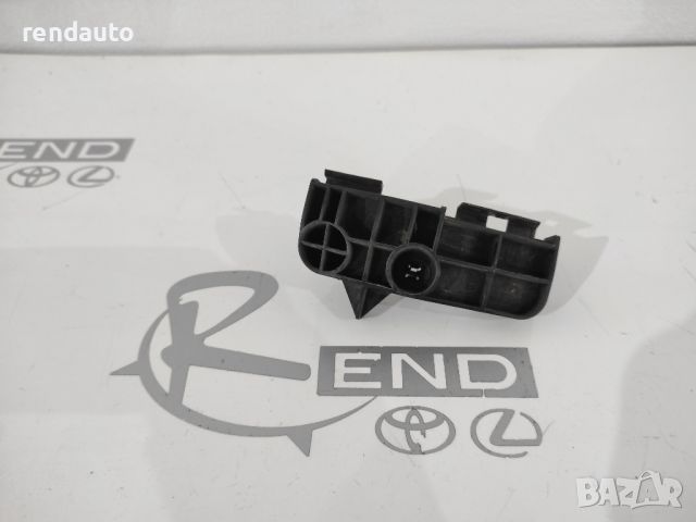 Заден десен държач за броня под стоп за Toyota Auris 2006-2012 52562-02040, снимка 2 - Части - 45730723