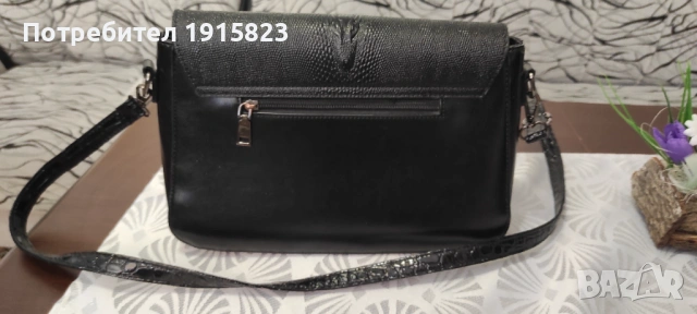 Дамска чанта, снимка 2 - Чанти - 54099177