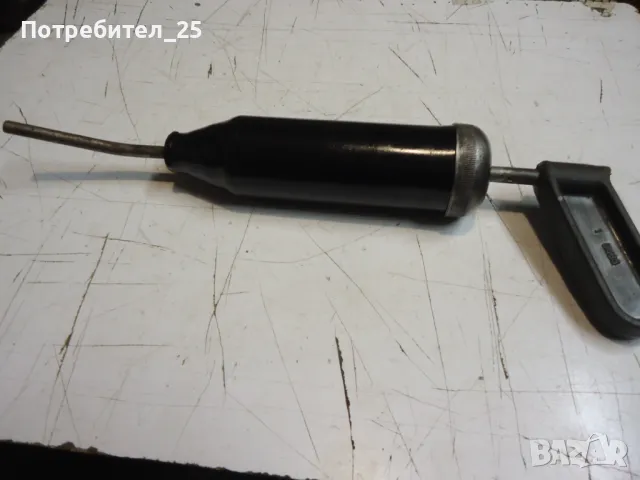 Руски шприц за масло, снимка 3 - Други инструменти - 49320856
