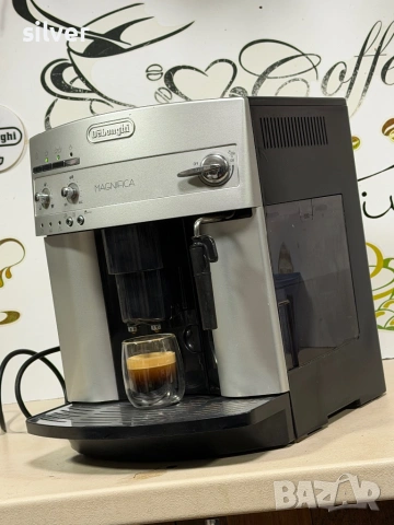 Кафемашина кафе автомат delonghi magnifica с гаранция, снимка 4 - Кафемашини - 54228598