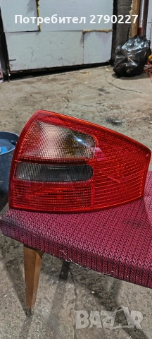 Продавам десен стоп за Ауди А6 Ц5