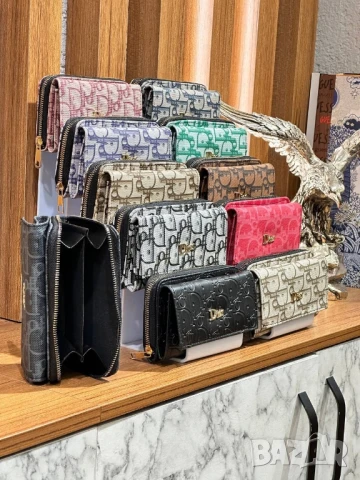 портмонета christian dior louis vuitton , снимка 6 - Портфейли, портмонета - 51293985