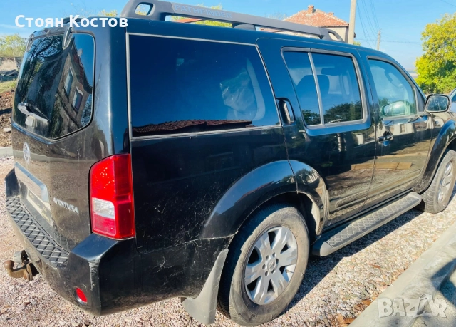 Nissan Pathfinder 2.5 dci , снимка 2 - Автомобили и джипове - 52018569