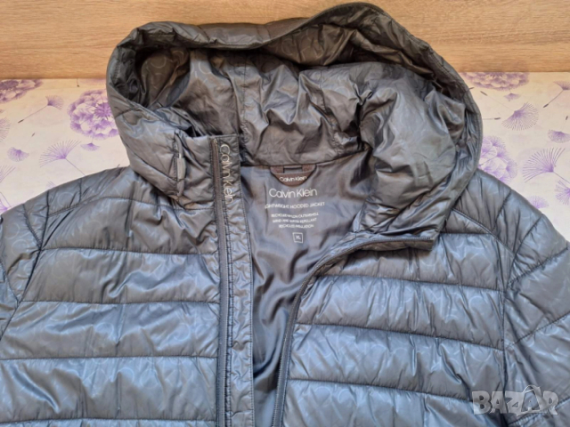 Calvin Klein пролетно яке XL, снимка 2 - Якета - 53742132