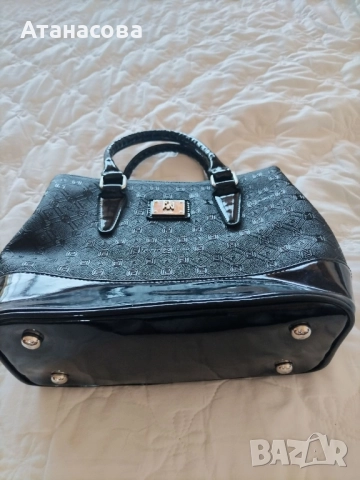 дамска лачена чанта , снимка 4 - Чанти - 51798594