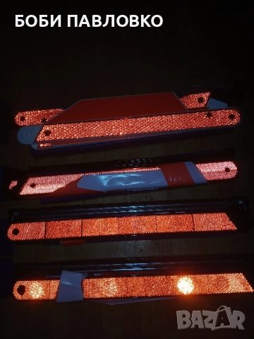 Оргинален авариен триъгълник бмв нов, снимка 6 - Аксесоари и консумативи - 51964725