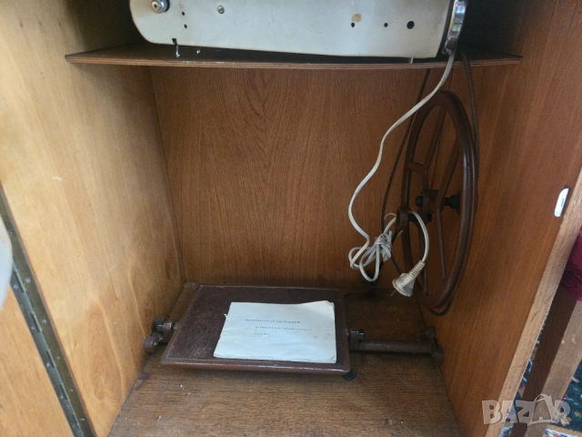 Продавам бродирачна машина ,лично вземане от гр.Самоков, снимка 8 - Шевни машини - 54160754