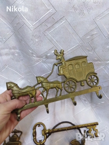 БРОНЗОВИ ЗАКАЧАЛКИ ЛОТ, снимка 4 - Антикварни и старинни предмети - 53122172