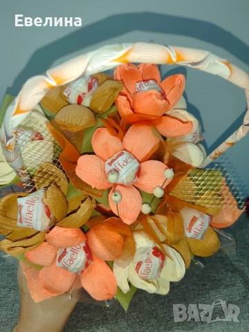 Кошница с 9 бонбони за подарък около 40 см висока, снимка 2 - Други - 51251531