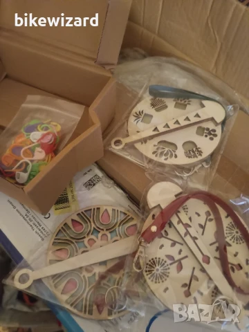 3 комплекта дървени навиващи се диска за прежди с 3 плетени халки и маркери за 50 бримки НОВО, снимка 2 - Други стоки за дома - 50806517