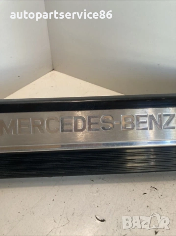 Стъпало за влизане предна дясна страна за Mercedes W140 S300Td (1996) 1406800535, снимка 2 - Части - 54181462