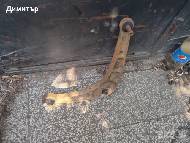 Носач Ляв За Рено Еспейс 3 2000г / Renault Espace 3 2000y