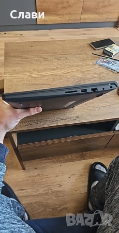 Dell Vostro 3520 – бизнес лаптоп в отлично състояние, снимка 3 - Лаптопи за работа - 52540012