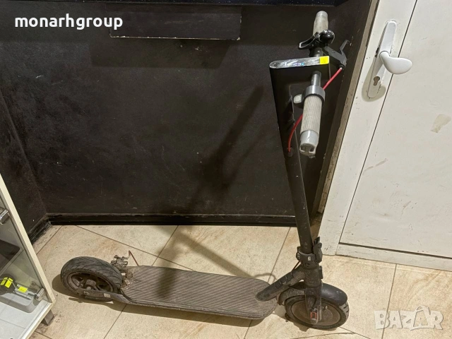 електрическа тротинетка Xiaomi + зарядно