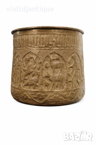 Антична медна кашпа, снимка 2 - Антикварни и старинни предмети - 53936105