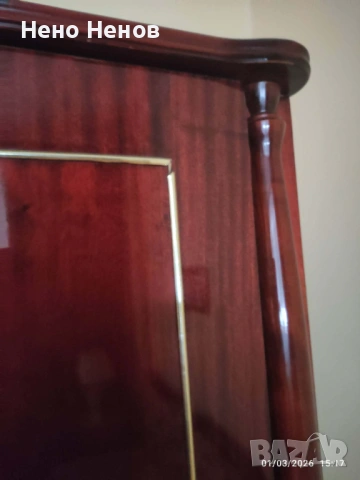 Продавам спалня 160х190 ретро, комплект с гардероб, тоалетка, нощни шкафчета, снимка 4 - Спални и легла - 53782250