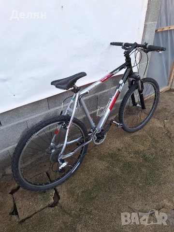 Велосипед KTM 26",алуминиева рамка,преден амортисьор заключващ,скорост 3×9,монтаж SHIMANO LX, снимка 2 - Велосипеди - 53600204