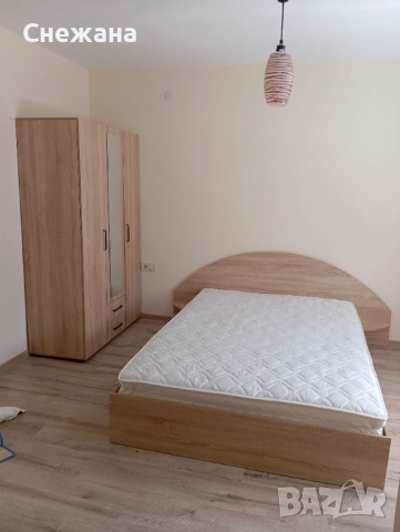 Комплект спалня с матрак плюс гардероб, много добре запазено състояние , снимка 2 - Спални и легла - 51462542