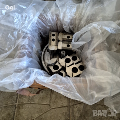 Клинозатегателен патронник 250мм , снимка 8 - Стругове - 52220606