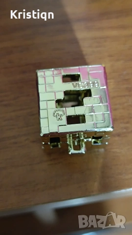 kinder joy златно кубче (рядко), снимка 2 - Колекции - 53852319