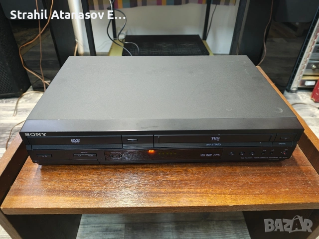 Sony SLV-D930 - DVD & VHS, снимка 10 - Плейъри, домашно кино, прожектори - 53597864